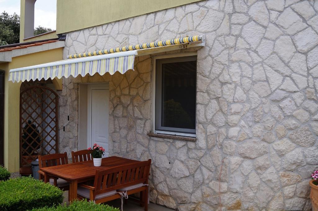 Apartments Ginkgo Banjole Exterior foto